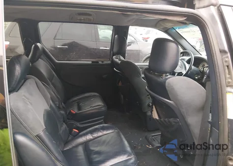 2001 Chrysler Town & Country Limited z USA, uszkodzony, nr VIN 2C8GP64L51R240197